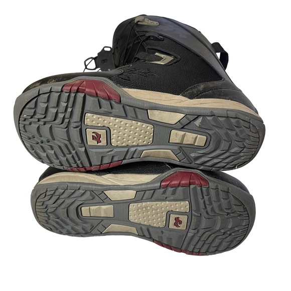 RIDE SAGE SNOWBOARD Women’s Black Snowboard Boots Size 9 Winter Sports Floral - Picture 9 of 10